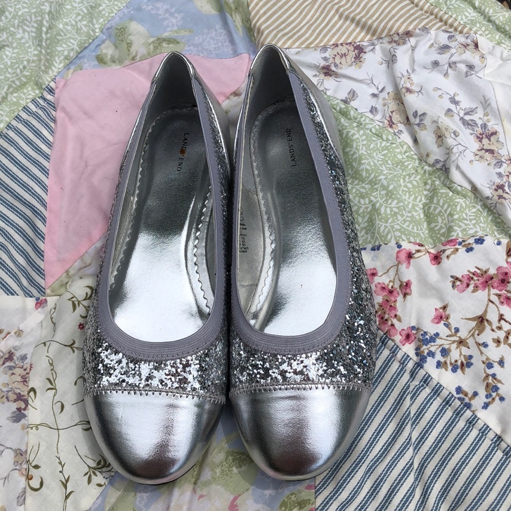 Girl’s Lands End flats - never worn!